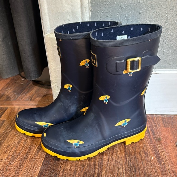 Joules Navy Rain Boots with Yellow Umbrella Design - Picture 1 of 16